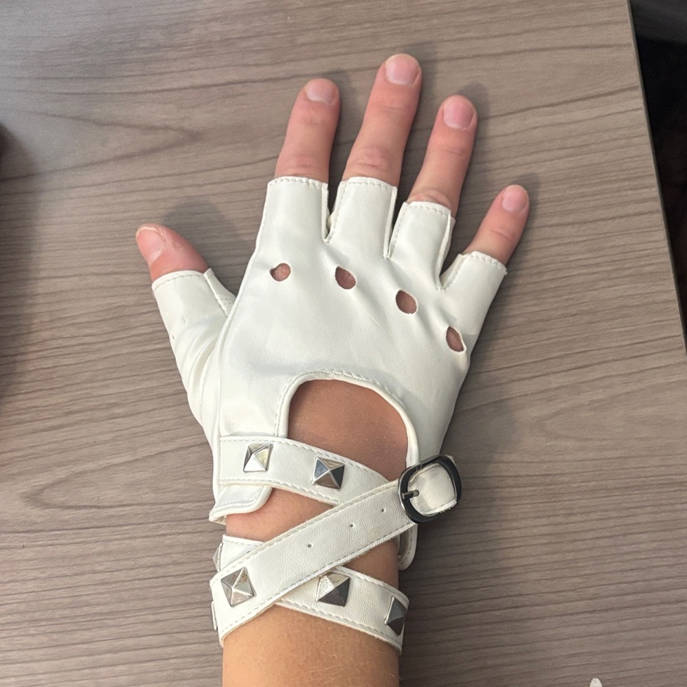 White Fingerless Gloves with Studded Straps - Picture 2 of 3